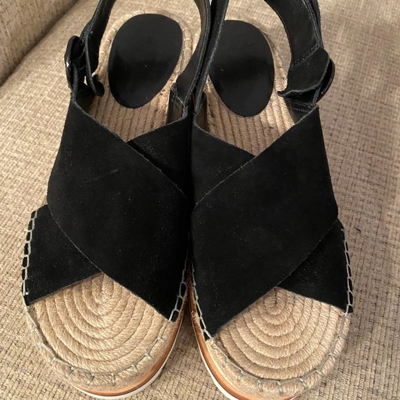 Marc Fisher Platform Sandal - Picture 2 of 2